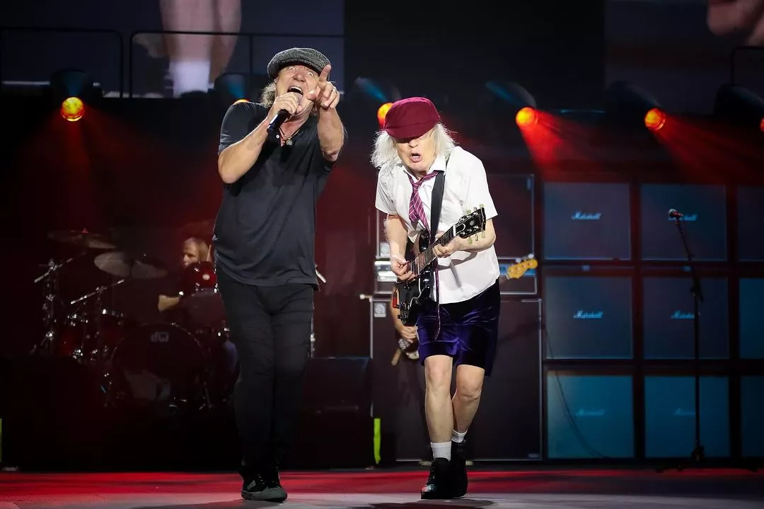 AC/DC reçoit seize certifications d'un coup dont un single de diamant !