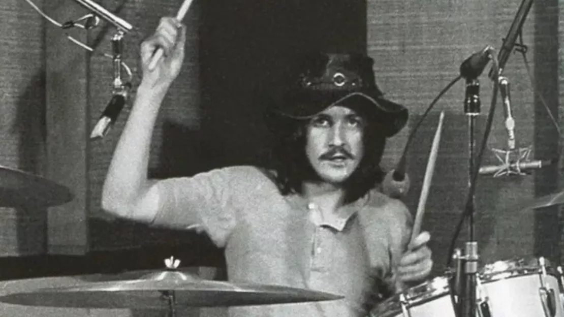 Ce jour où : le batteur légendaire de Led Zeppelin John Bonham meurt étouffé dans son vomi